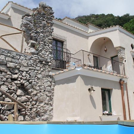 Villa Ami Scala Luaran gambar