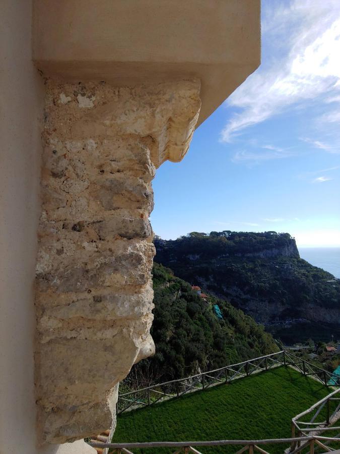 Villa Ami Scala Luaran gambar
